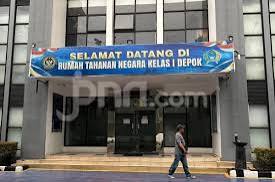 Polisi Geledah Rutan Depok usai Heboh Pesta Sabu, 2 Pegawai Diduga Terlibat