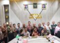 Rapat kerja Komisi III DPRA bersama Direksi Bank Aceh membahas optimalisasi Pendapatan Asli Aceh (PAA) Tahun 2026 dari sektor dividen Bank Aceh serta perkembangan kinerja Bank Aceh, Rabu (7/10/2026). FOTO/Dok. BAS untuk HAI.