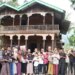 Kapolres Nagan Raya AKBP Muhamad Taufiq bersama jajaran Pejabat Utama (PJU) Polres Nagan Raya, menghadiri undangan peringatan Maulid Nabi Muhammad SAW di Pesantren Tgk. Chik Kali Alue, Desa Blang Puuk, Kecamatan Beutong Ateuh Banggalang, Kabupaten Nagan Raya. FOTO/Net.