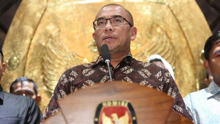 Eks Ketua KPU Hasyim Asy'ari Bantah Ada Pasal Selundupan untuk Pencalonan Gibran: Kami Tidak Ngawur