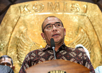 Mantan Ketua KPU Bantah Pasal Gibran Diselundupkan, Singgung Kehadiran Ahmad Doli dan Arsul Sani