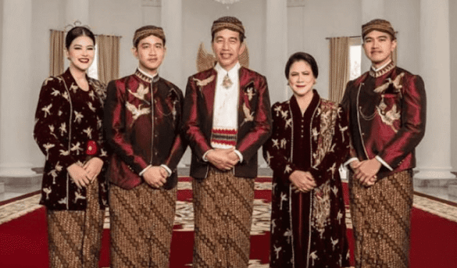 Jika Ijazah SMA Gibran Tak Dapat Ditunjukkan, Politik Jokowi Sudah Tamat