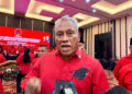 Komaruddin Watubun: Jadi Satpam Saja Berijazah, Wapres Gibran?