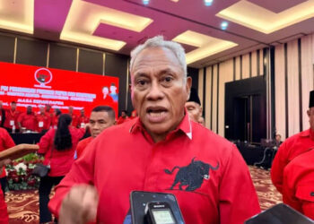 Komaruddin Watubun: Jadi Satpam Saja Berijazah, Wapres Gibran?