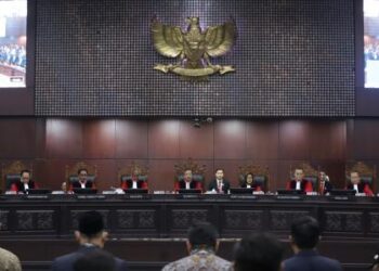 MK Ungkap Alasan Gibran Tak Dianggap Punya Ijazah SMA, meski Pernah Sekolah di Luar Negeri