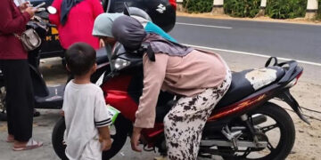 Pilu! Pergi Berobat Sambil Bonceng Anak, Ibu-ibu di Ponorogo Meninggal di Motor