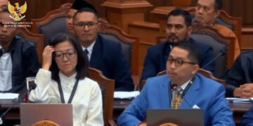 Geram Dituding Sidang Ilegal, Hakim MK Minta Ahli Relawan Gibran Keluar Persidangan