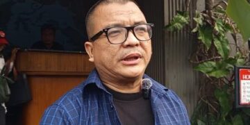 Denny Indrayana Minta MK Kabulkan Gugatan, Klaim Gibran Terbukti Tak Punya Ijazah SMA