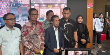 Kubu Febrie Singgung Gugatan Ijazah Gibran di MK usai Sidang Putusan Sela, Ada Apa?