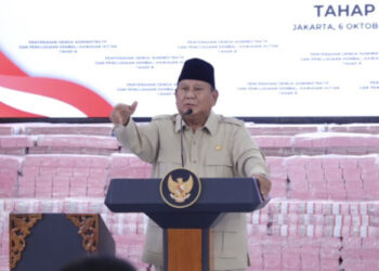 Pesan Keras Prabowo untuk Jajarannya: Mau di Jalan Benar atau Minggir?