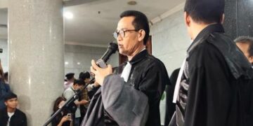 Gibran Tak Didiskualifikasi MK, Refly Harun Siap Dorong Pemakzulan ke DPR