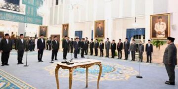 Presiden Prabowo Subianto kembali merombak jajaran Kabinet Merah Putih di Istana Negara, Kamis (15/10/2026). FOTO/Net.