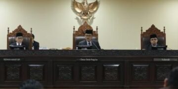 9 Hakim MK Dilaporkan ke MKMK terkait Gugatan Ijazah Gibran