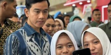 Wacana Pansus Ijazah Gibran, Anggota DPR Kutip Lagu: Jika Tidak Hari Ini Mungkin Minggu Depan