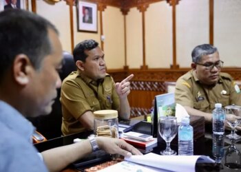 Dek Fadh Minta Kerja Sama Pemkab agar Pembangunan Huntap Tuntas pada 2027