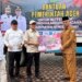 Wagub Aceh Serahkan Buffer Stock Bencana Rp4,85 Miliar untuk Bener Meriah dan Aceh Tengah