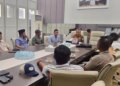 Stafsus Gubernur Aceh Nektu Bahas Progres Pemulihan Lahan Pertanian dengan Plt Kadistanbun