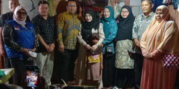 Wali Kota Sabang dan Ketua TP-PKK Salurkan Bantuan untuk Warga Membutuhkan
