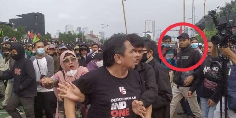 Ⓒ Hak cipta foto di atas dikembalikan sesungguhnya kepada pemilik foto