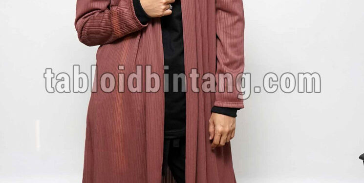 Ⓒ Hak cipta foto di atas dikembalikan sesungguhnya kepada sang pemilik foto Ⓒ Hak cipta foto di atas dikembalikan sesungguhnya kepada pemilik foto