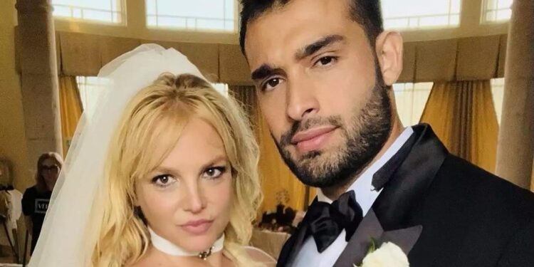 Ⓒ Hak cipta foto di atas dikembalikan sesungguhnya kepada pemilik foto