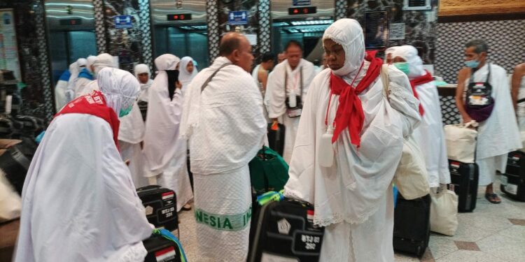 Ⓒ Hak cipta foto di atas dikembalikan sesungguhnya kepada sang pemilik foto Ⓒ Hak cipta foto di atas dikembalikan sesungguhnya kepada pemilik foto