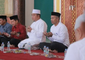 Bupati Aceh Barat Lepas 72 JCH Perdana Pasca Pandemi Covid-19