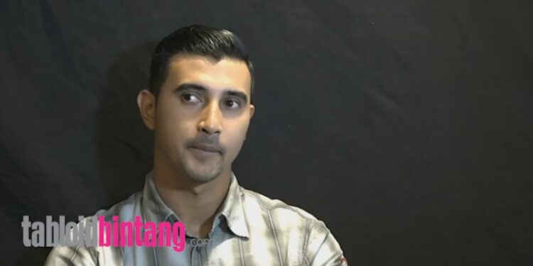 Ⓒ Hak cipta foto di atas dikembalikan sesungguhnya kepada sang pemilik foto Ⓒ Hak cipta foto di atas dikembalikan sesungguhnya kepada pemilik foto