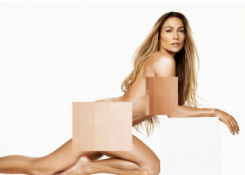 Jennifer Lopez kampanyekan produk kecantikan terbaru miliknya. (Instagram)