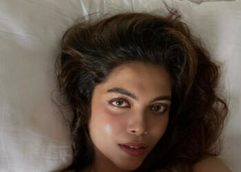 Wanita Ini Seperti Kembaran Deepika Padukone, Pacarnya Pun Mirip Ranveer Singh