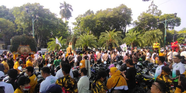Ⓒ Hak cipta foto di atas dikembalikan sesungguhnya kepada sang pemilik foto Ⓒ Hak cipta foto di atas dikembalikan sesungguhnya kepada pemilik foto