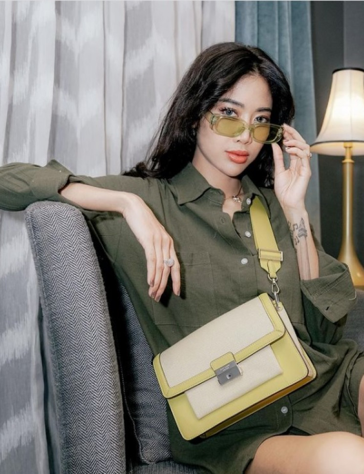 Mengintip Gaya Koleksi Tas Trendi Jessica Mila Hingga Aulia Sarah
