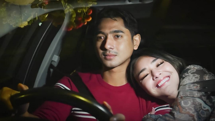 Arya Saloka Kembali ke Ikatan Cinta, Fans: TV-ku Siap Kuanyalain Lagi