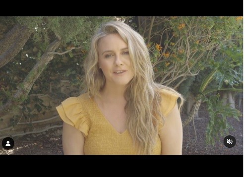 Alicia Silverstone Unggah Olahan Tempe untuk Menu Makan Siang Sehat