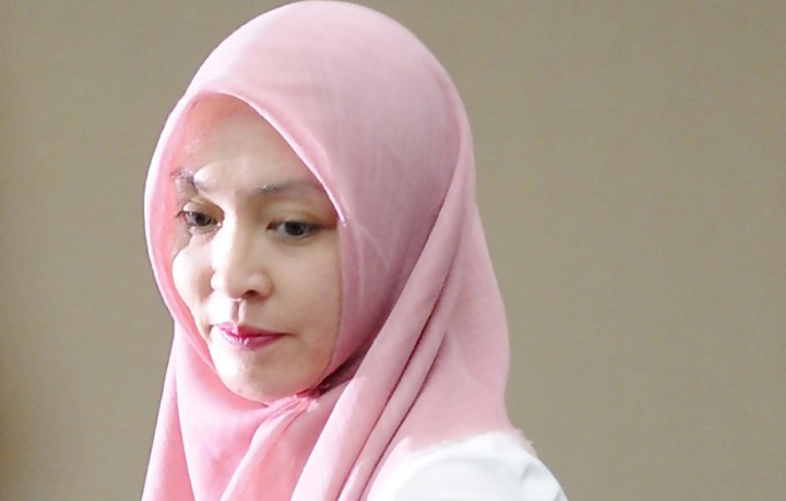 Angelina Sondakh Menangis Kenang Perjuangan Ayah
