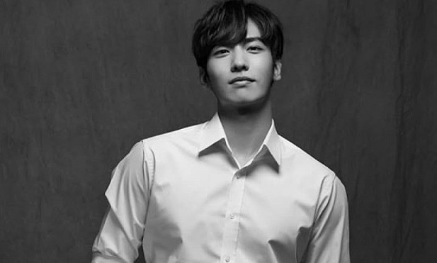 Ⓒ Hak cipta foto di atas dikembalikan sesungguhnya kepada sang pemilik foto Ⓒ Hak cipta foto di atas dikembalikan sesungguhnya kepada pemilik foto