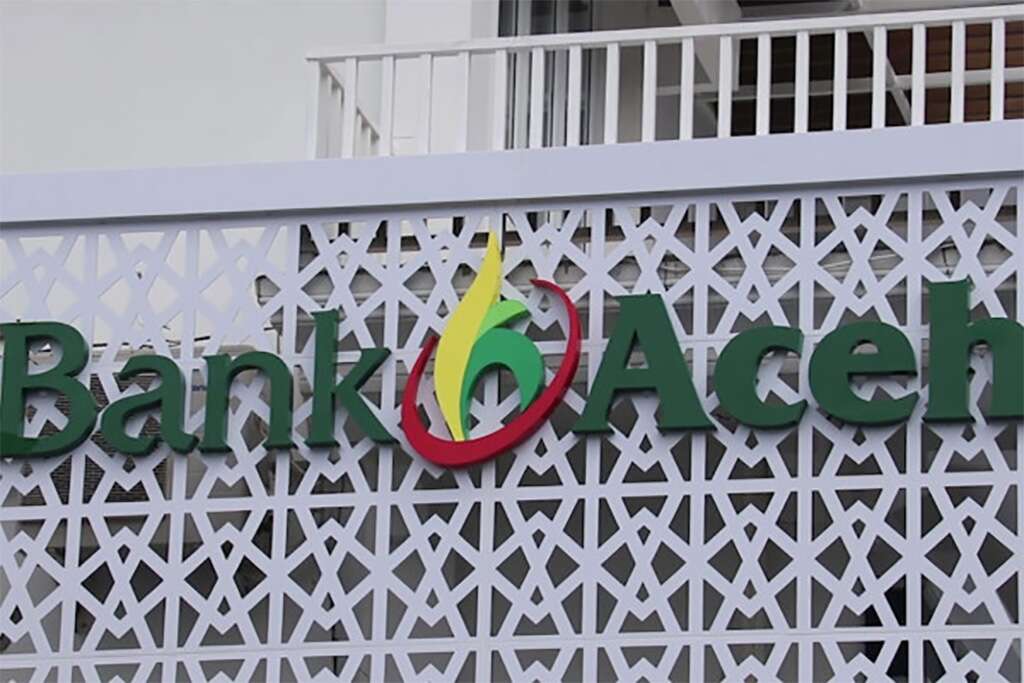 Logo Bank Aceh Syariah yang terpampang di depan Kantor Pusat PT. Bank Aceh Syariah yang beralamat di Jl. Mr. Mohd. Hasan No. 89 Batoh, Lamcot, Kota Banda Aceh, Provinsi Aceh - 23245. FOTO/Dok. Antara