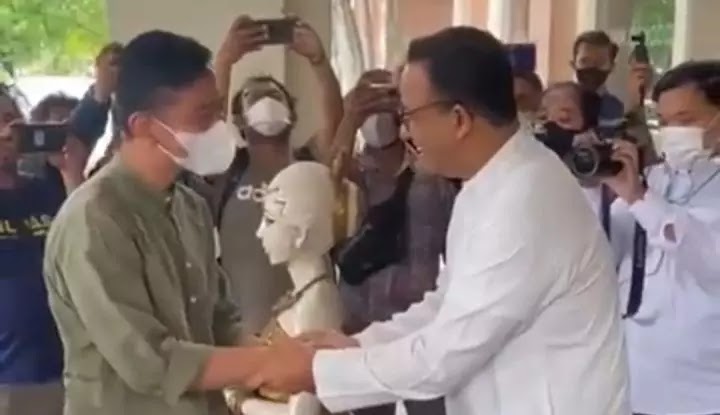 Ⓒ Hak cipta foto di atas dikembalikan sesungguhnya kepada sang pemilik foto Ⓒ Hak cipta foto di atas dikembalikan sesungguhnya kepada pemilik foto