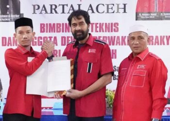Mualem-Abu Razak Kembali Terpilih Aklamasi Sebagai Ketum dan Sekjen Partai Aceh