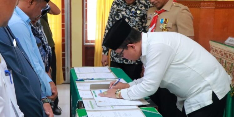 Ⓒ Hak cipta foto di atas dikembalikan sesungguhnya kepada pemilik foto