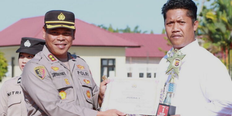 Ⓒ Hak cipta foto di atas dikembalikan sesungguhnya kepada pemilik foto
