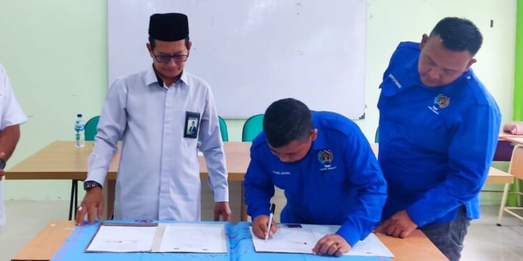 Ⓒ Hak cipta foto di atas dikembalikan sesungguhnya kepada pemilik foto