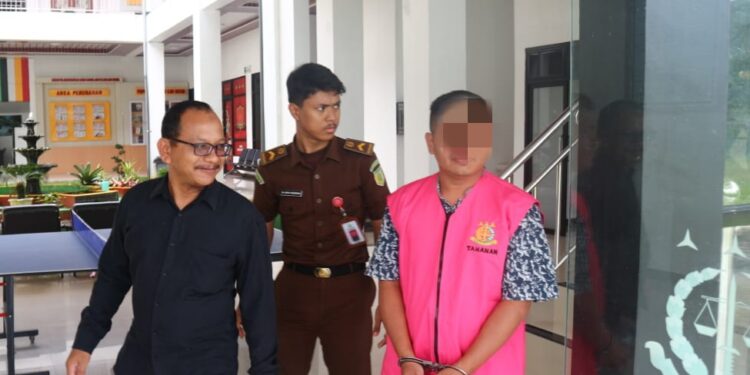 Ⓒ Hak cipta foto di atas dikembalikan sesungguhnya kepada sang pemilik foto Ⓒ Hak cipta foto di atas dikembalikan sesungguhnya kepada pemilik foto