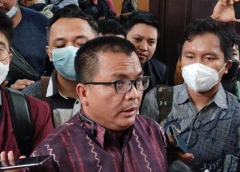 MKMK Tak Batalkan Putusan Perkara 90, Denny Indrayana Singgung Ketidaktegasan dan Ketidakadilan