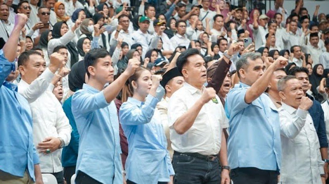 Ⓒ Hak cipta foto di atas dikembalikan sesungguhnya kepada sang pemilik foto Ⓒ Hak cipta foto di atas dikembalikan sesungguhnya kepada pemilik foto
