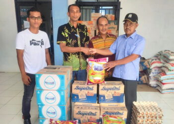 Asmauddin Salurkan Bantuan untuk Korban Banjir di Aceh Singkil