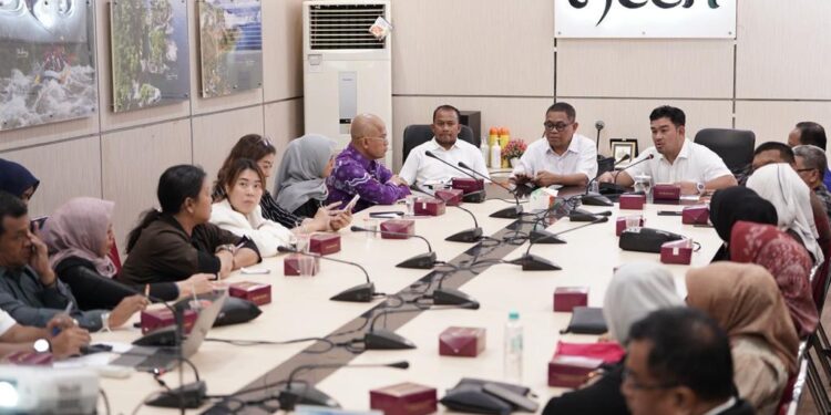 Ⓒ Hak cipta foto di atas dikembalikan sesungguhnya kepada pemilik foto