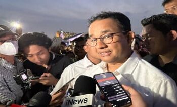 Kampanye Akbar di Medan, Anies Akui Warganya Bertenaga dan Berotot: Ini Paling Ramai
