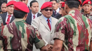 Ⓒ Hak cipta foto di atas dikembalikan sesungguhnya kepada sang pemilik foto Ⓒ Hak cipta foto di atas dikembalikan sesungguhnya kepada pemilik foto