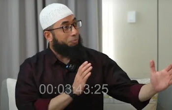 Ustaz Khalid Basalamah: Selama Belum Selesai Azan Subuh Masih Boleh Makan Sahur